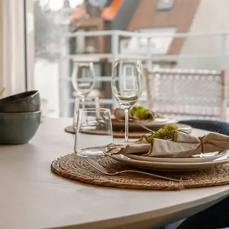 Lush 3bed/3bath Penthouse W Deck Appartamento